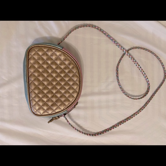Authentic Gucci Trapuntata crossbody - Picture 3 of 6